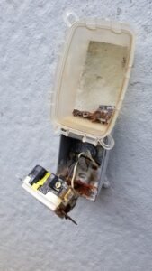 Bad GFCI Exterior Outlet Image