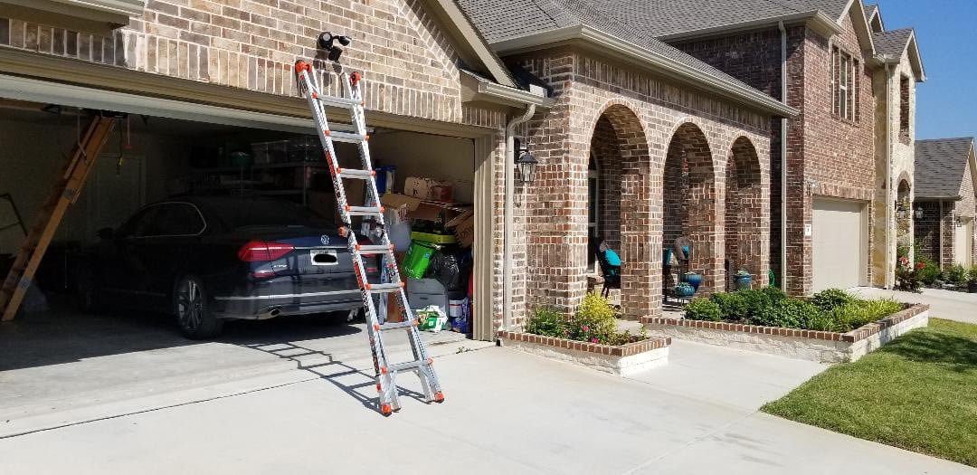 Exterior Ring Flood Light Camera Image